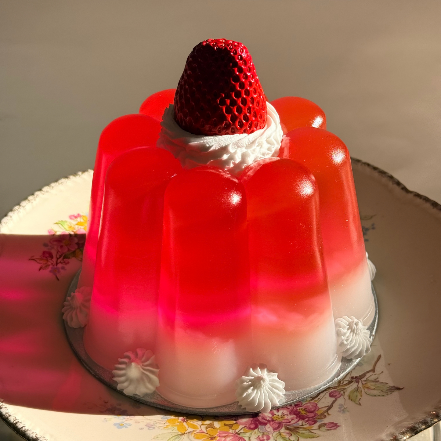 Strawberry Flute Jelly
