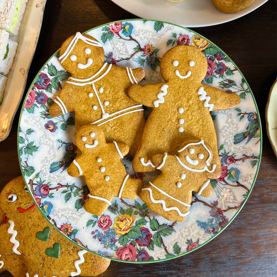 Faux Gingerbread Family