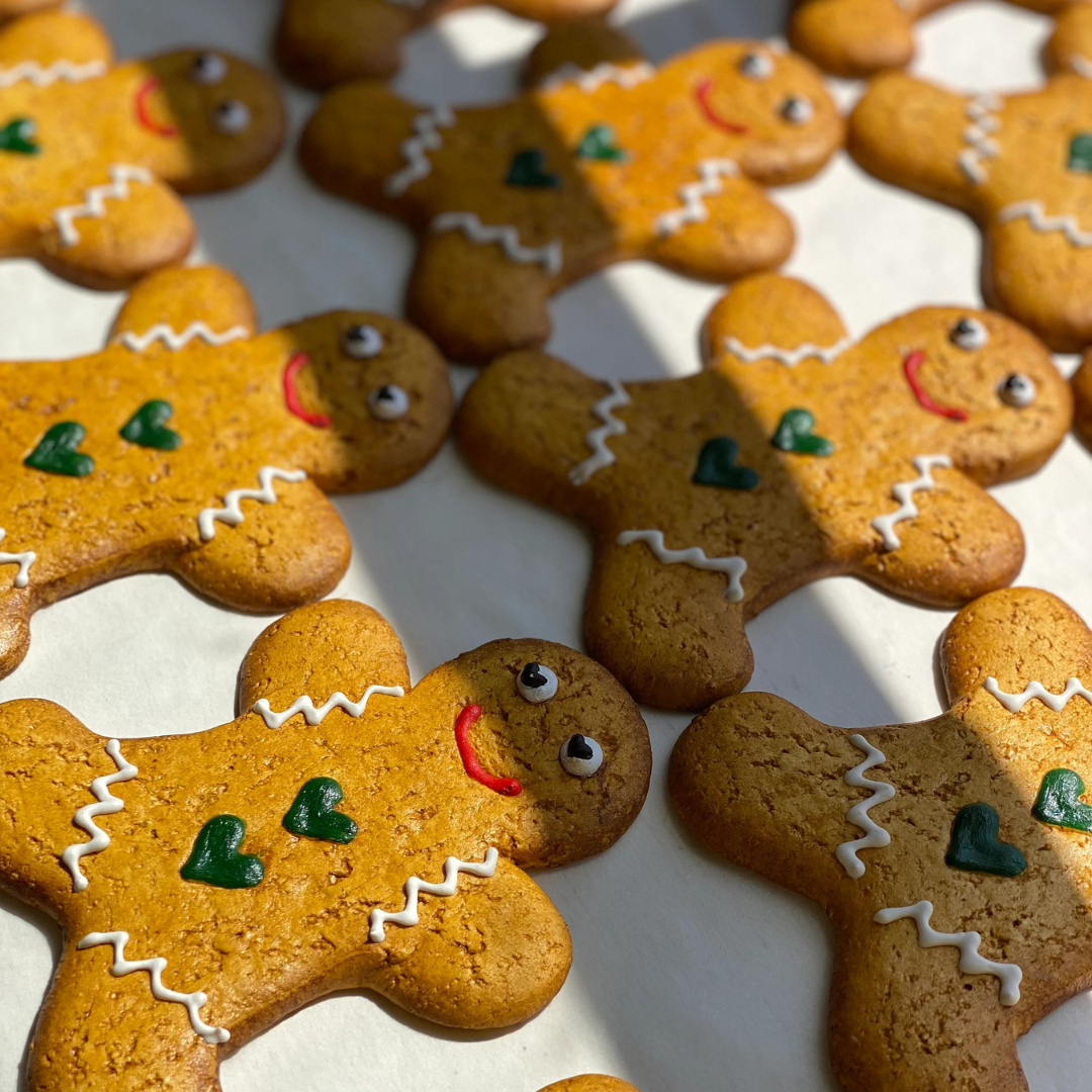Festive Gingerbread Men