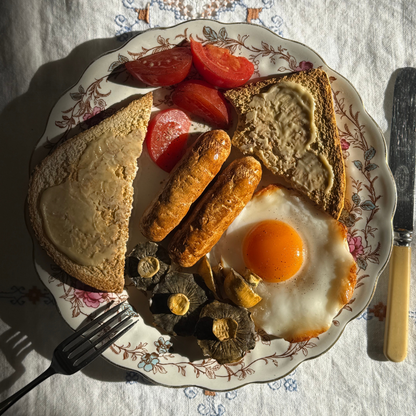 Fry Up Plate - Flower plate, egg on toast, mushroom, bacon 😋