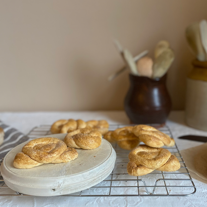 Celtic Knot Biscuits