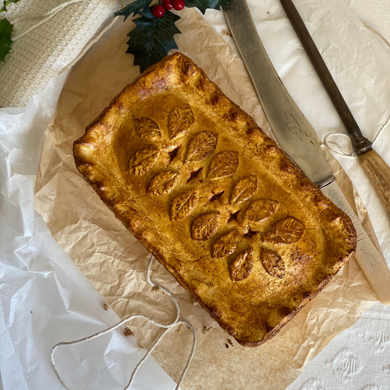 PRE-ORDER Leaf Loaf Pie