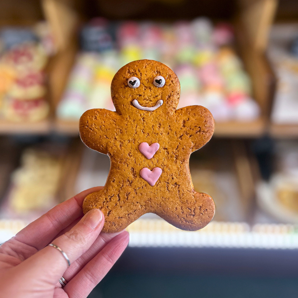 Love Heart Gingerbread Men