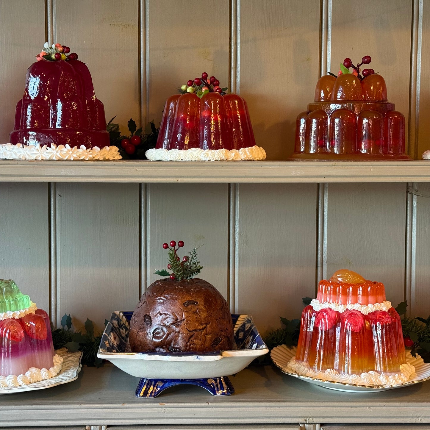 Traditional Christmas Pudding with Greenery & Foliage