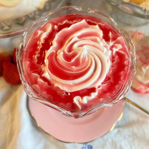 Strawberry Sauce, Cream Dessert