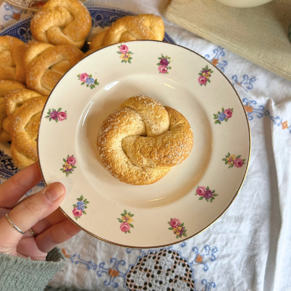 Celtic Knot Biscuits