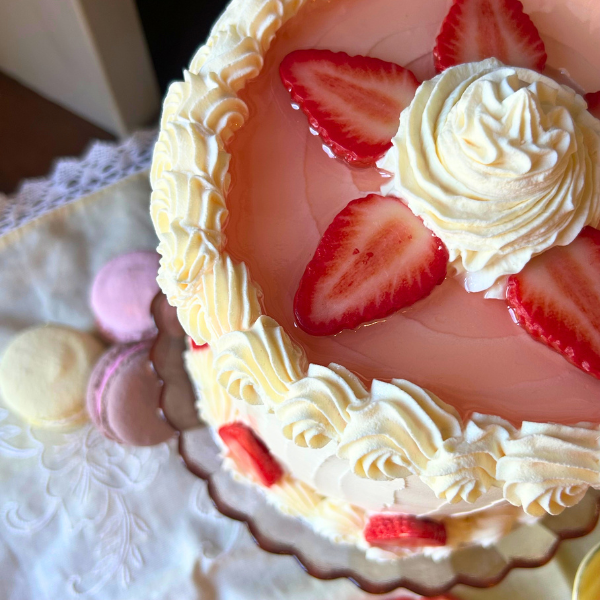 Strawberries and Cream Sponge Cake