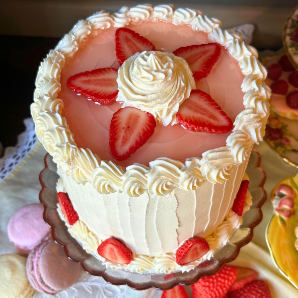 Strawberries and Cream Sponge Cake